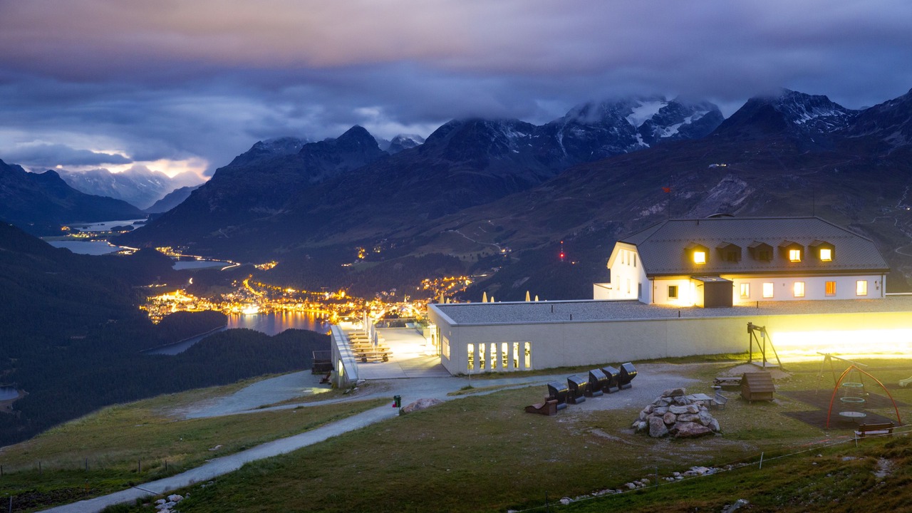 Photo of Outdoor in Samedan