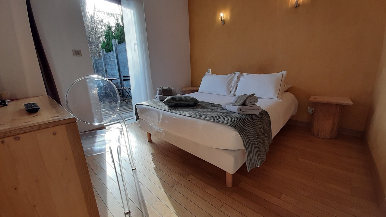 Photo of Bedroom in Lagnieu