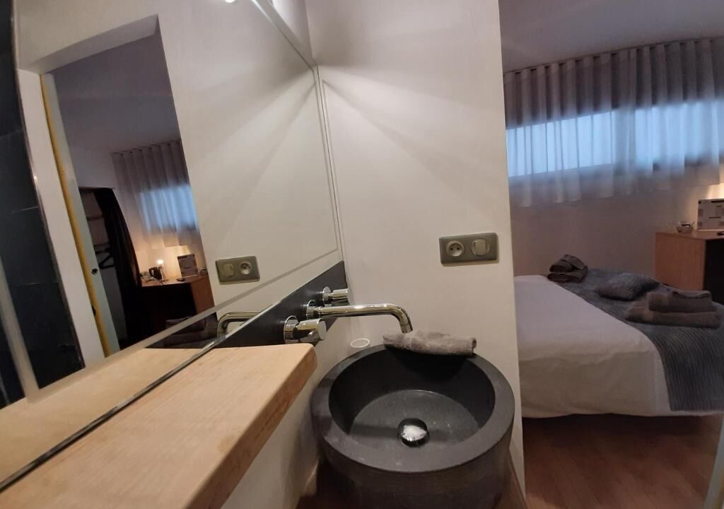 Photo of Bathroom in Lagnieu