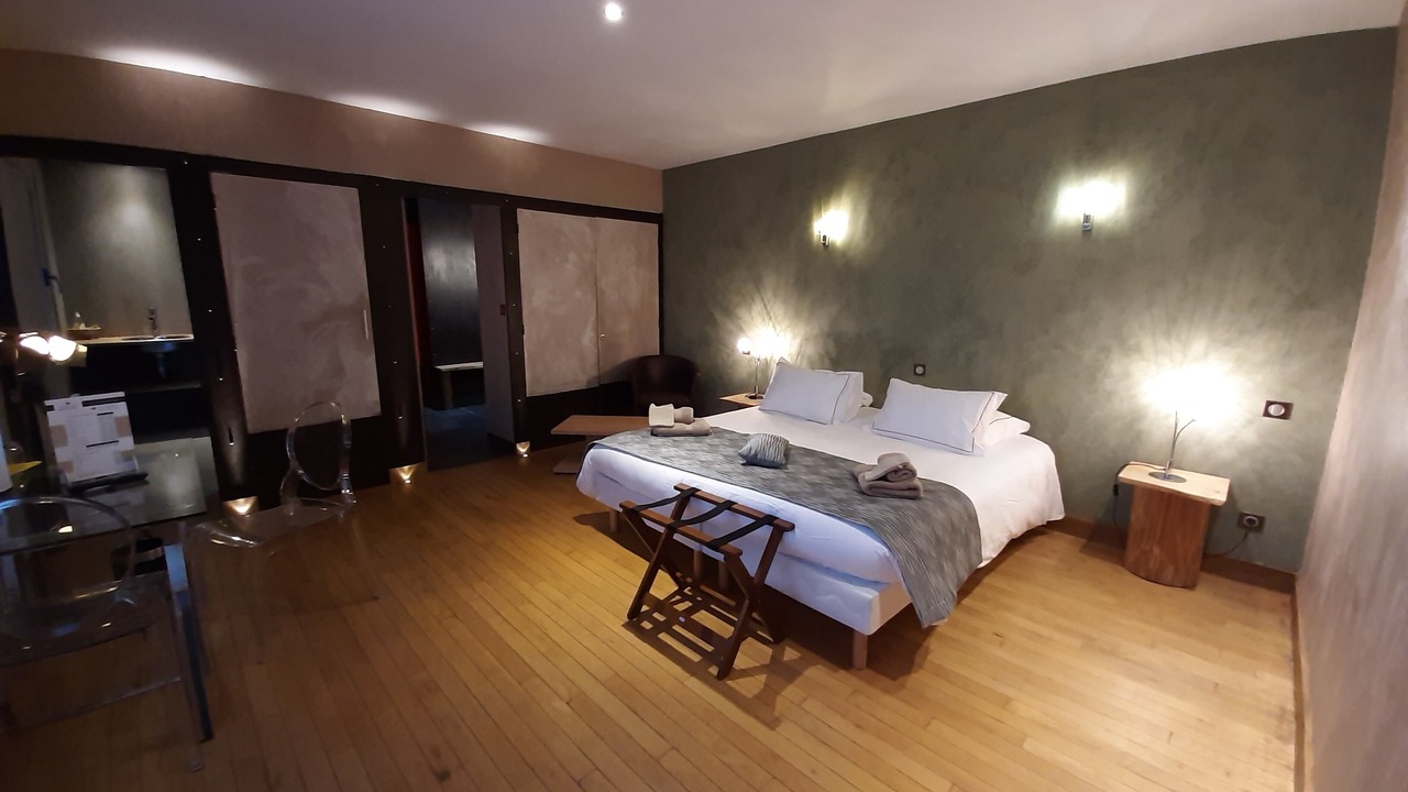 Photo of Bedroom in Lagnieu