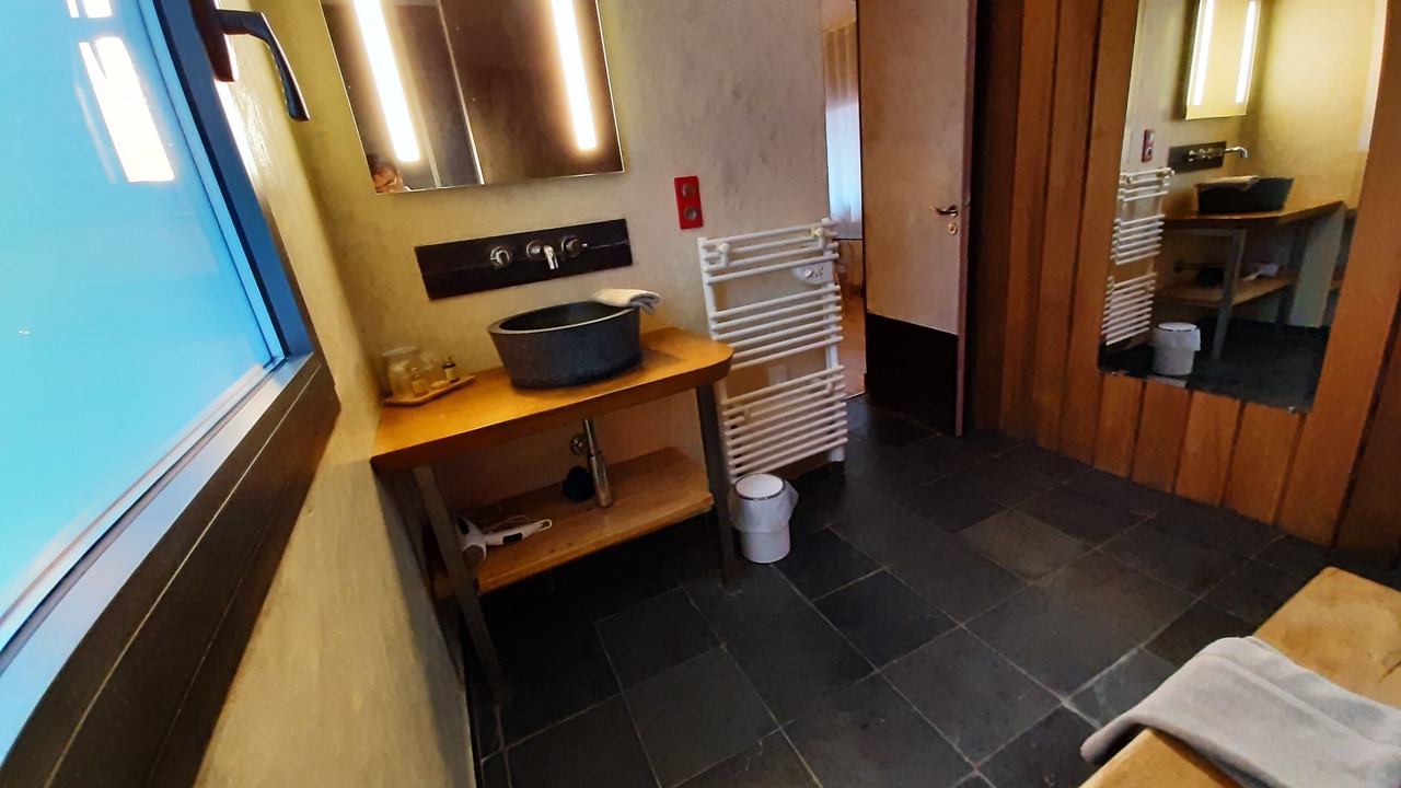 Photo of Bathroom in Lagnieu