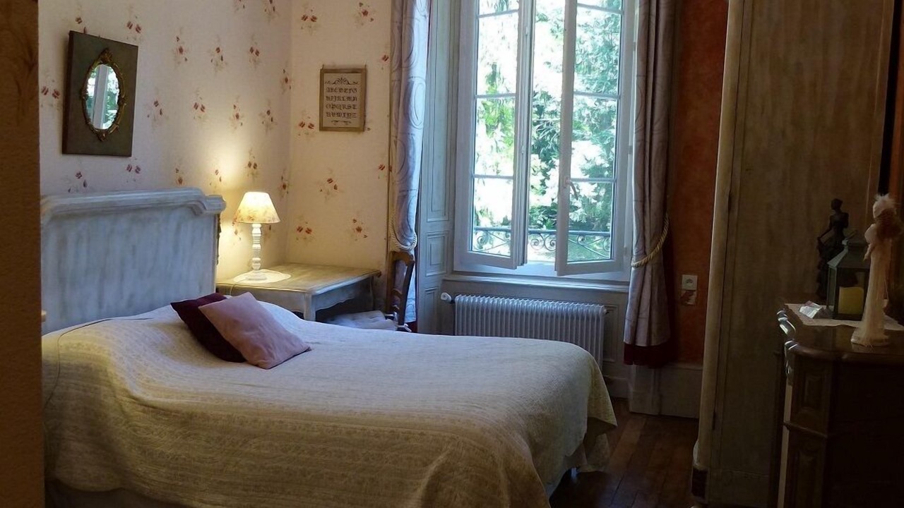 Photo of Bedroom in Lezoux