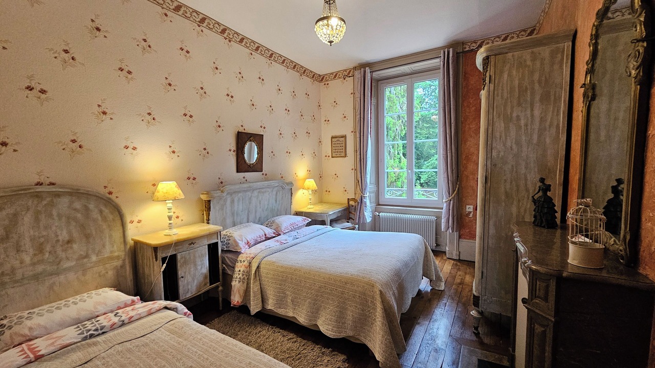 Photo of Bedroom in Lezoux