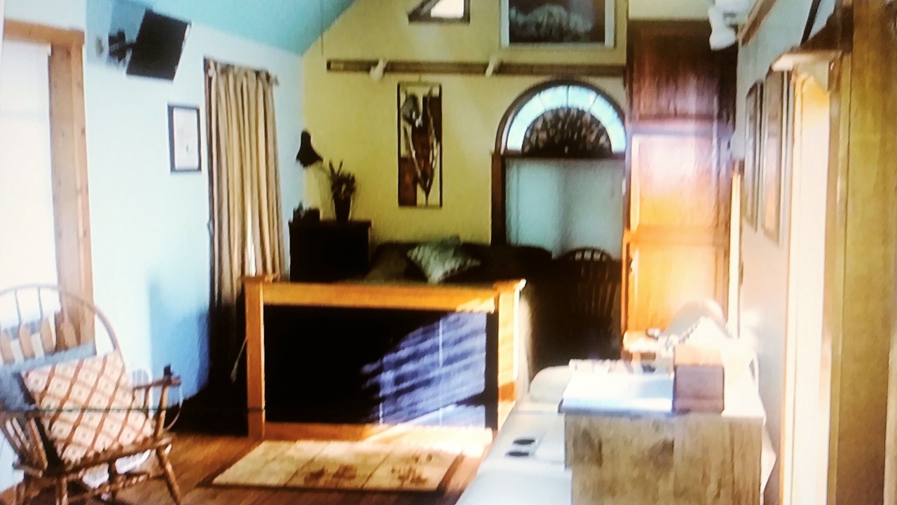 Photo of Livingroom in Lake Erie Beach