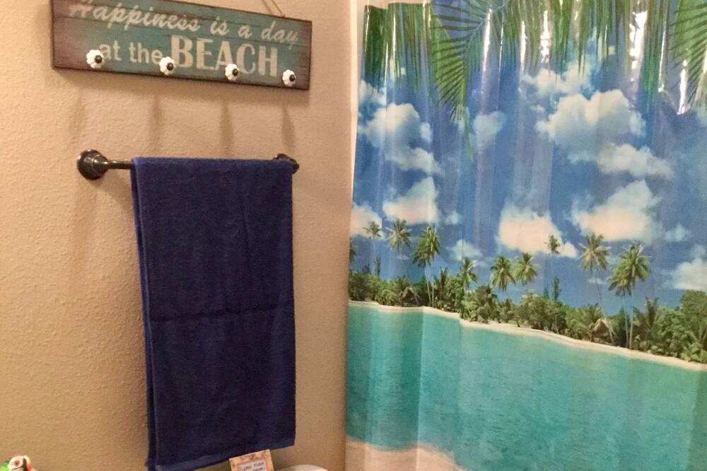 Photo of Bathroom in Port Bolivar