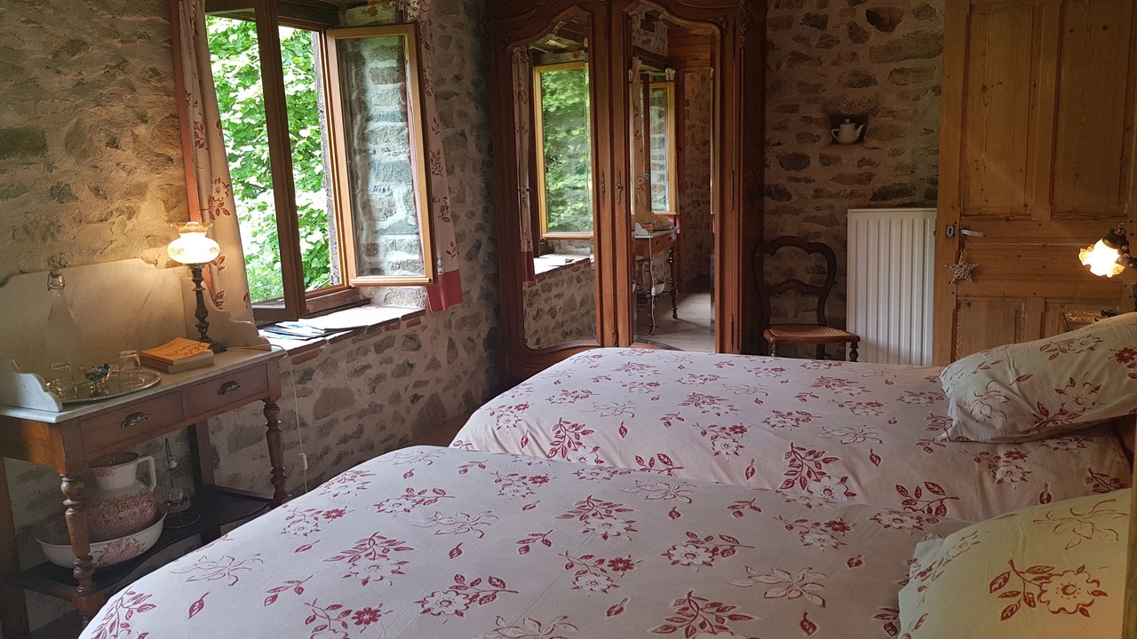 Photo of Bedroom in Saint-Marcel-dʼUrfe