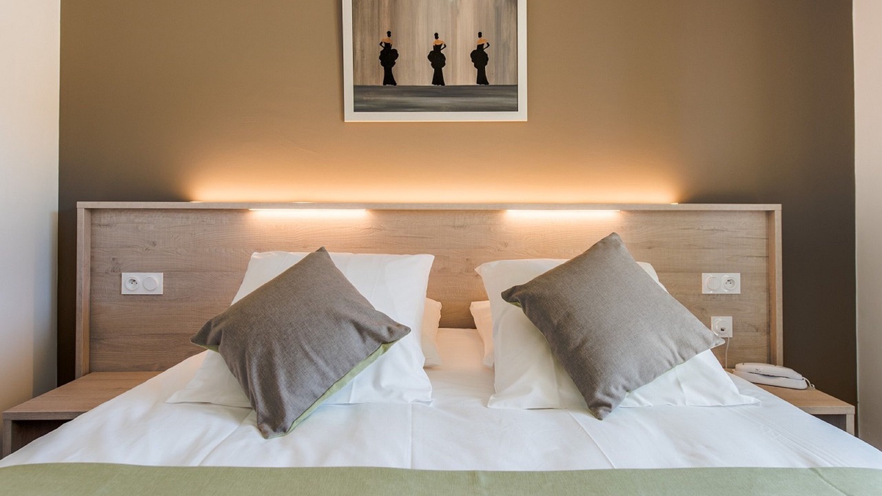 Photo of Bedroom in Gex