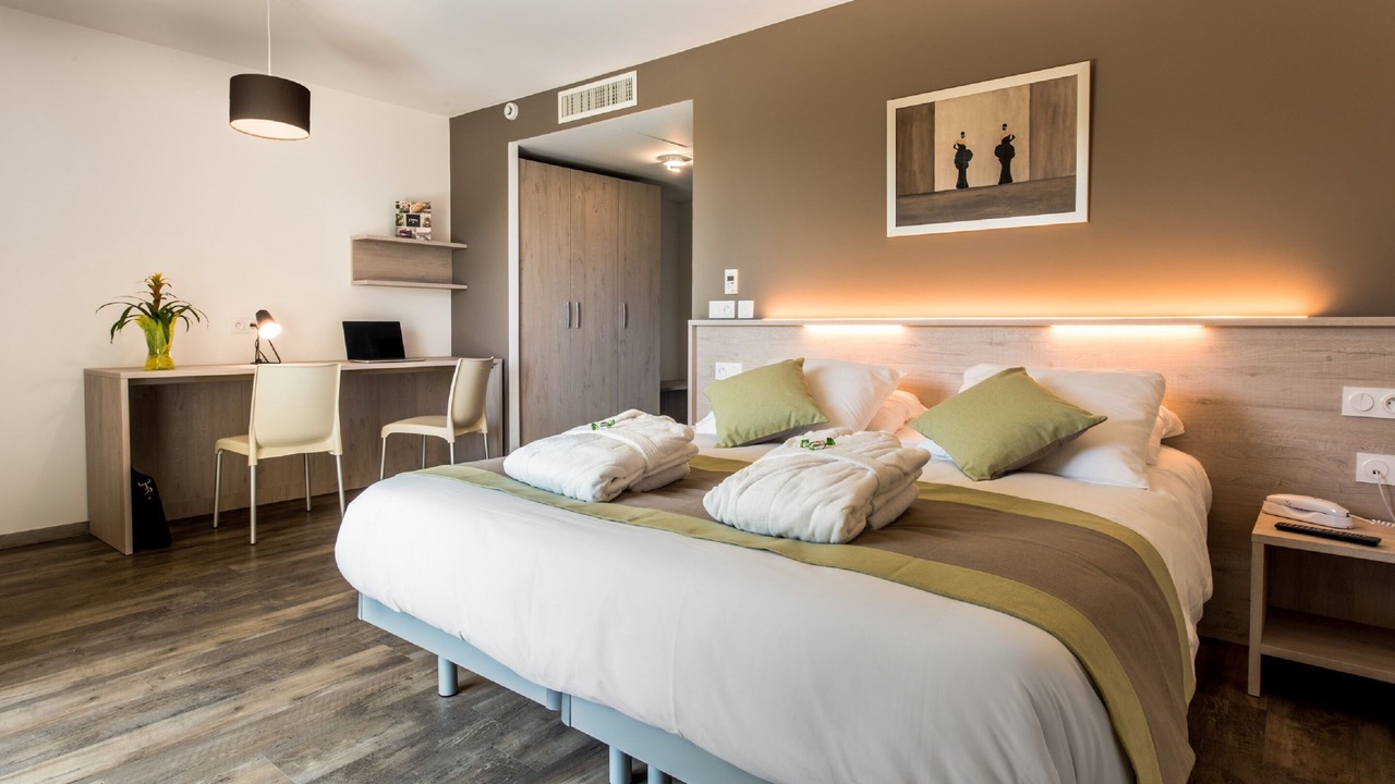 Photo of Bedroom in Gex