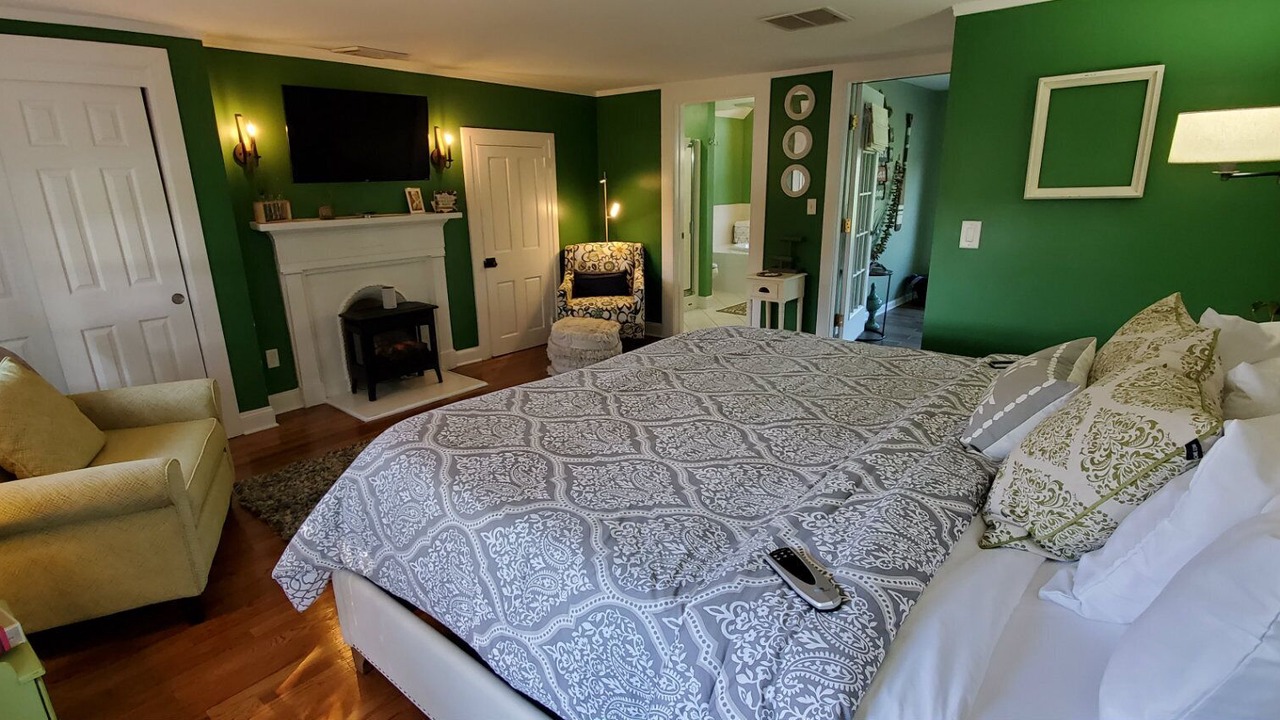 Photo of Bathroom in Milton