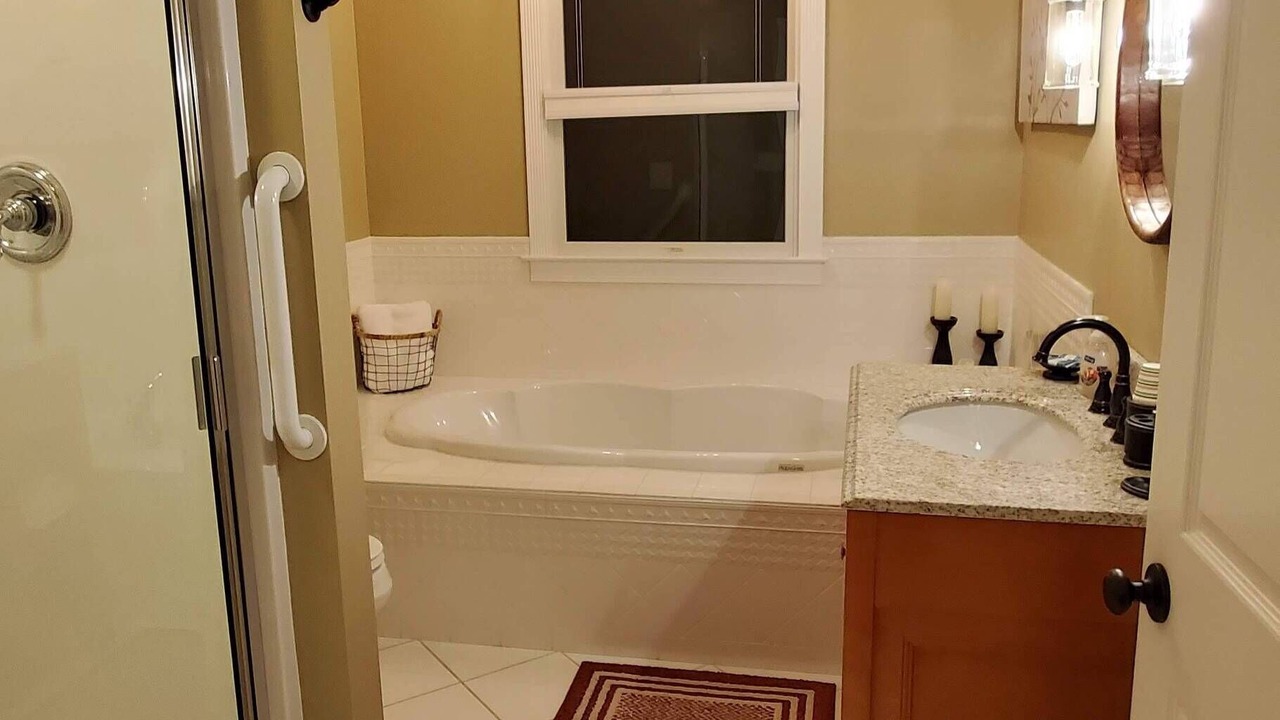 Photo of Bathroom in Milton