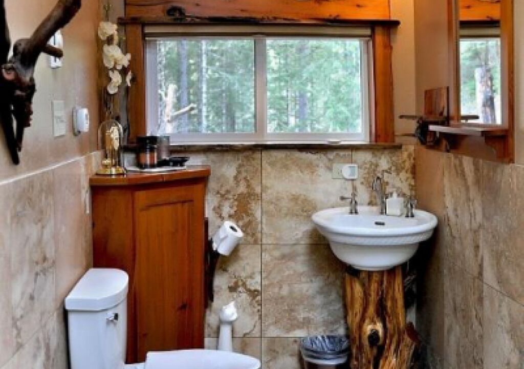 Photo of Bathroom in Saginaw