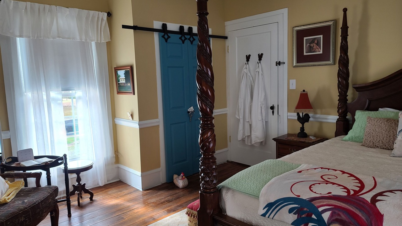 Photo of Bedroom in Mooresville