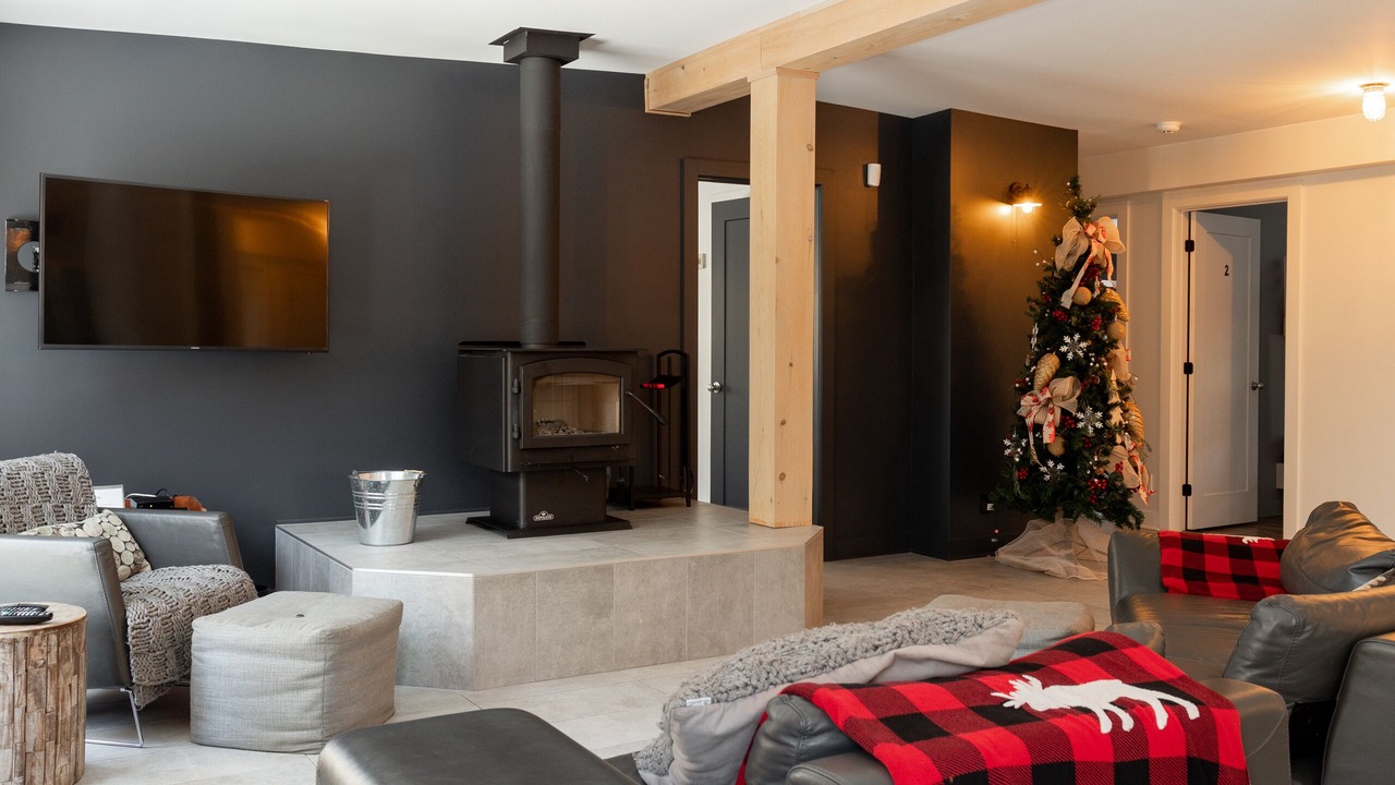 Photo of Livingroom in St-Adolphe-d'Howard