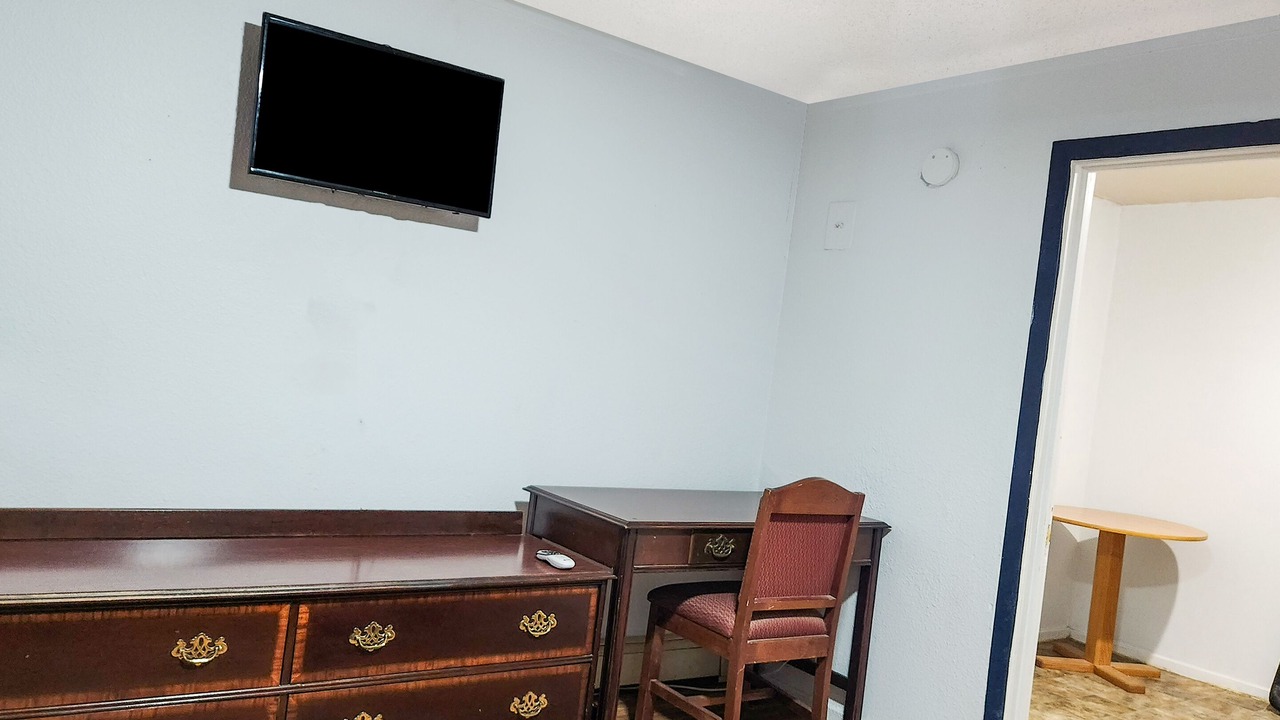 Photo of Bedroom in Colby