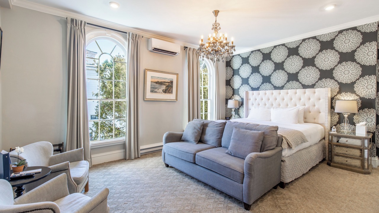 Photo of Bedroom in Historic Hill