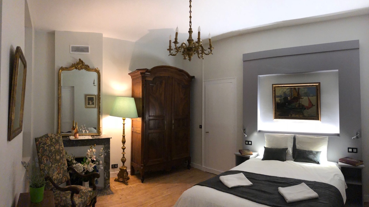 Photo of Bedroom in Saint-Michel-de-Fronsac