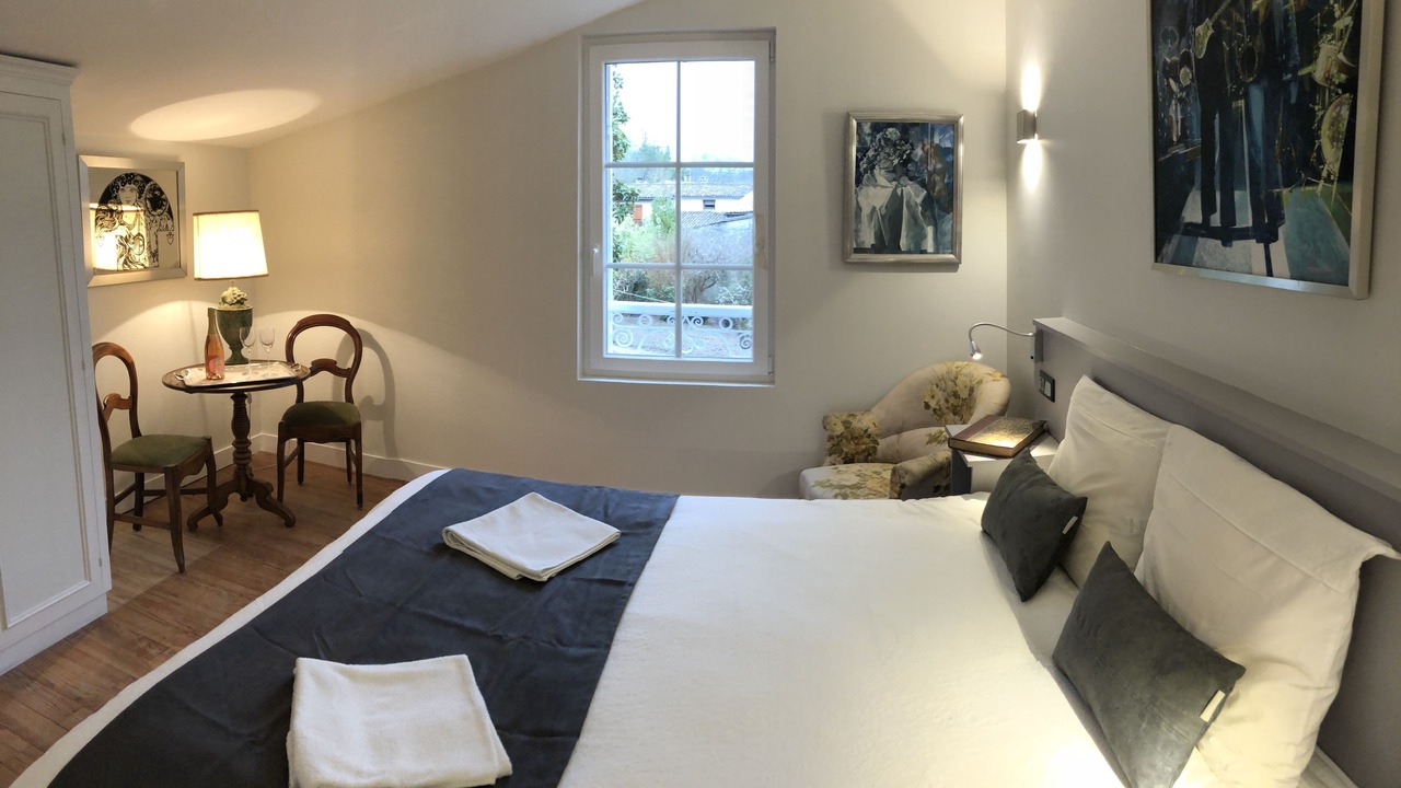 Photo of Bedroom in Saint-Michel-de-Fronsac