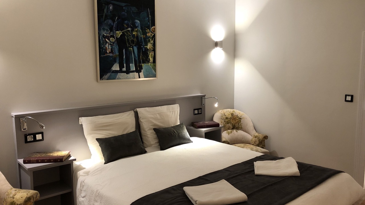 Photo of Bedroom in Saint-Michel-de-Fronsac