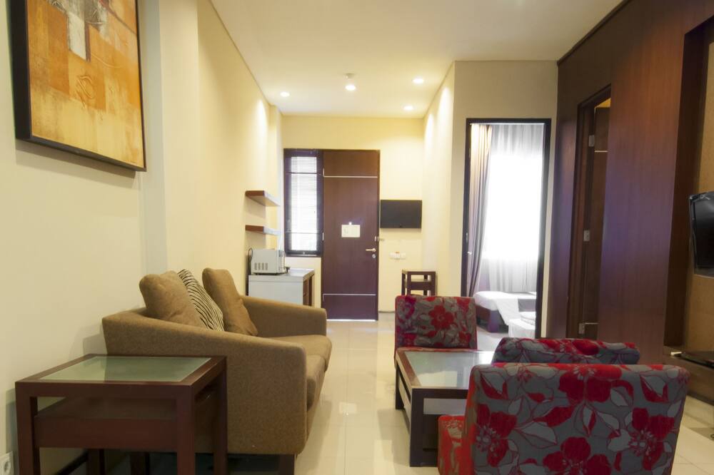 Photo of Livingroom in Sunset Road