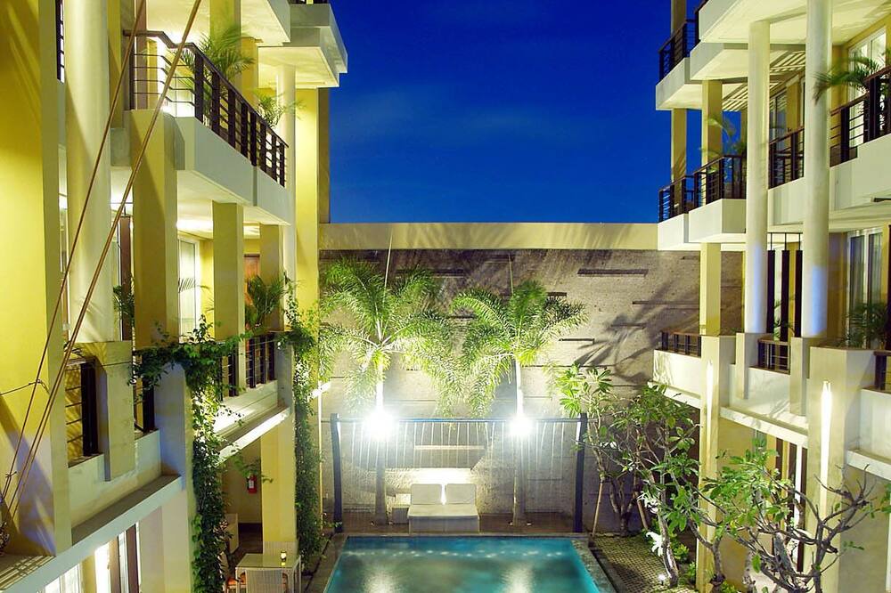 Photo of Outdoor in Sunset Road