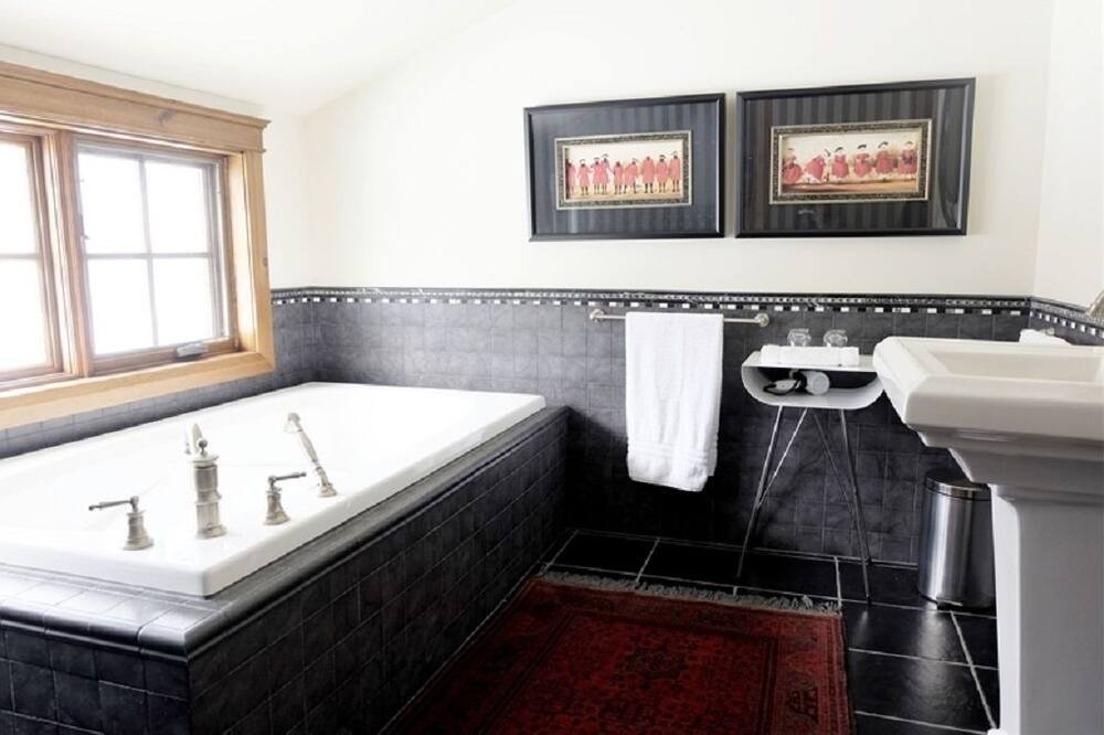 Photo of Bathroom in Bayfield