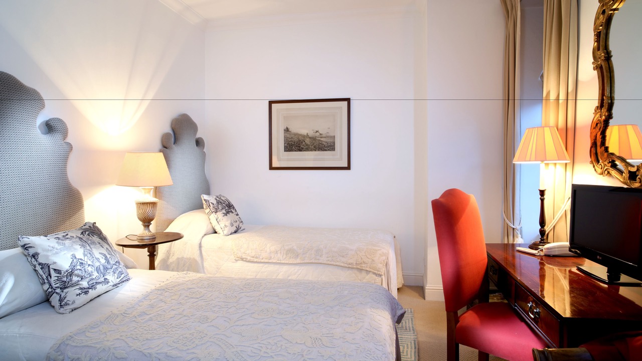 Photo of Bedroom in Comrie