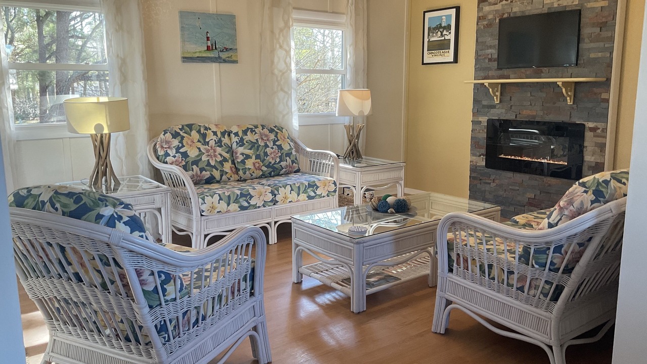 Photo of Livingroom in Deep Hole