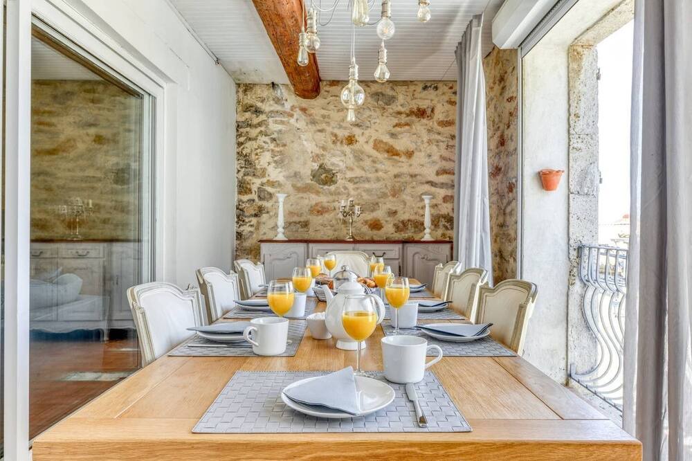 Photo of Kitchen in Ribaute