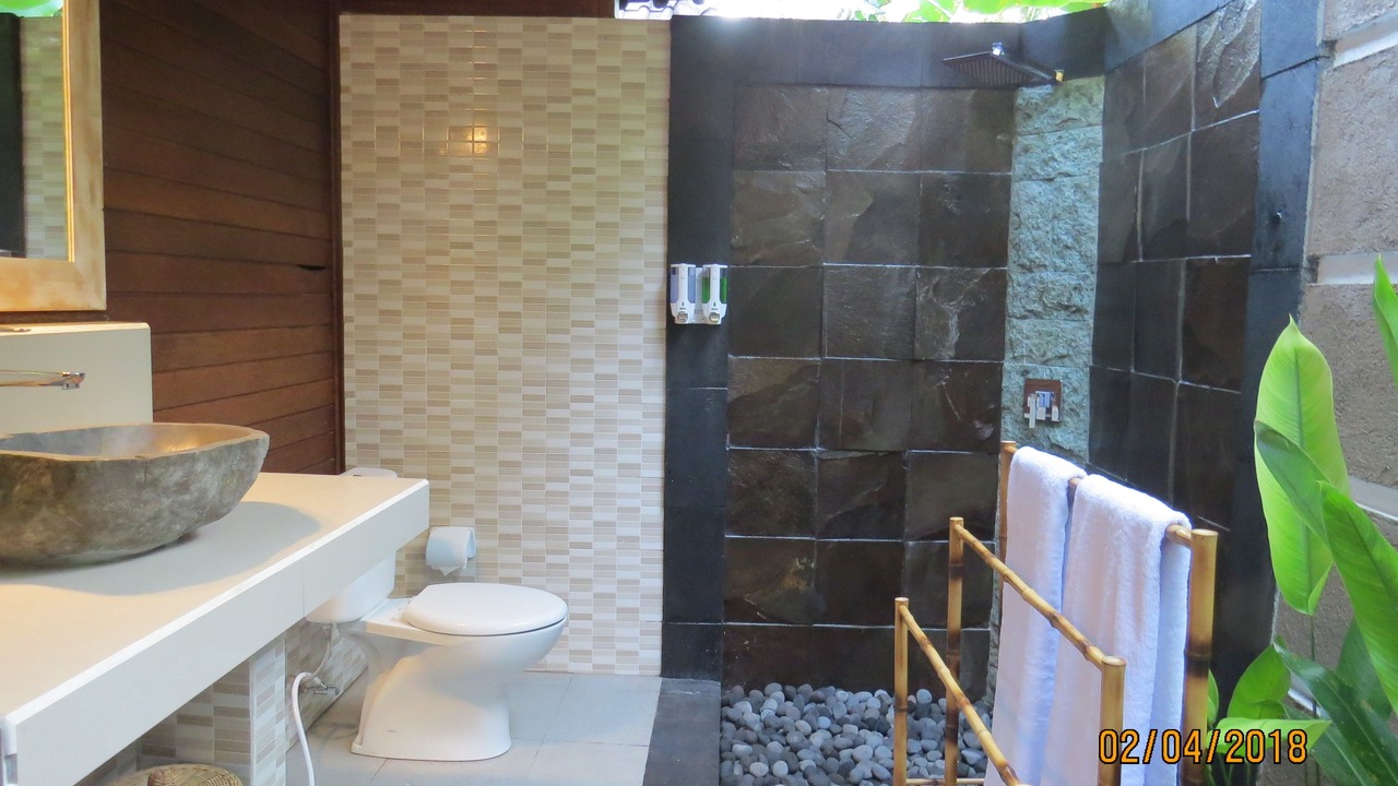 Photo of Bathroom in Jungut Batu