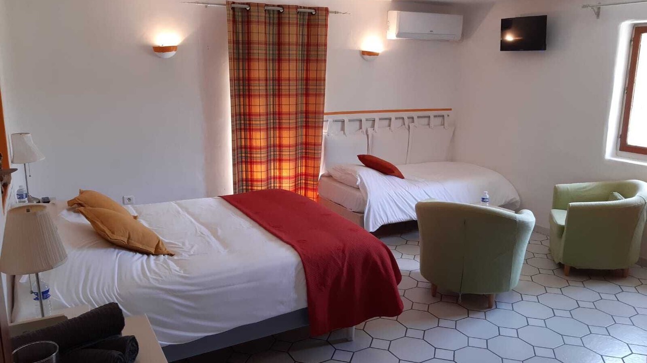 Photo of Bedroom in Cairanne