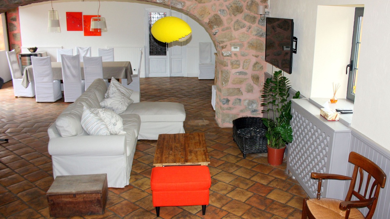 Photo of Others in Aucazein