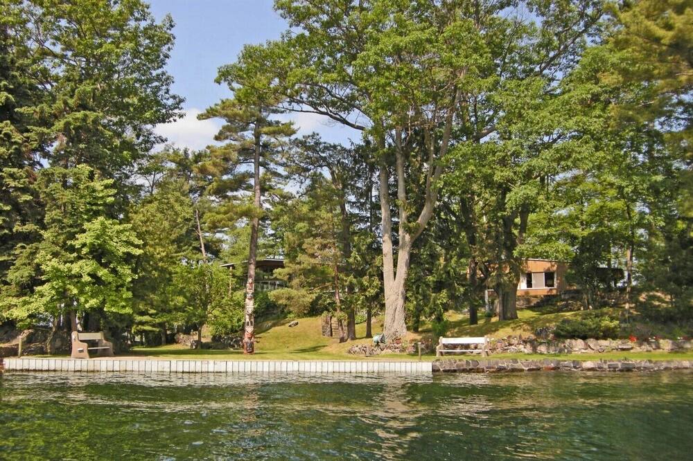 Photo of Outdoor in Leeds and the Thousand Islands