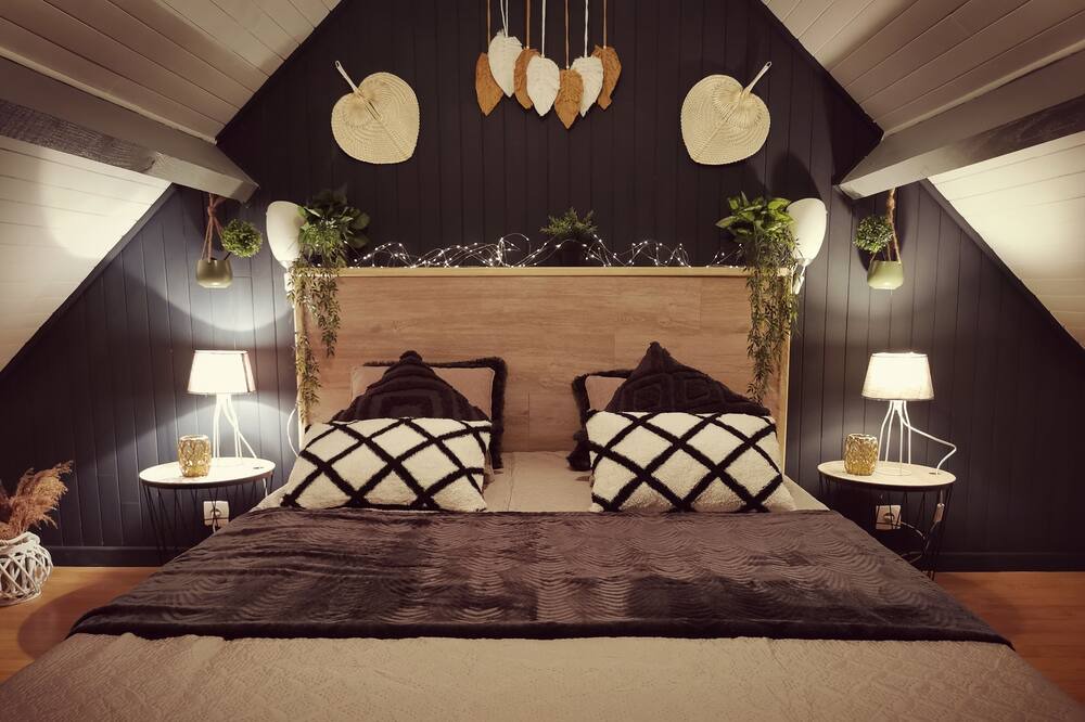Photo of Bedroom in Ablon