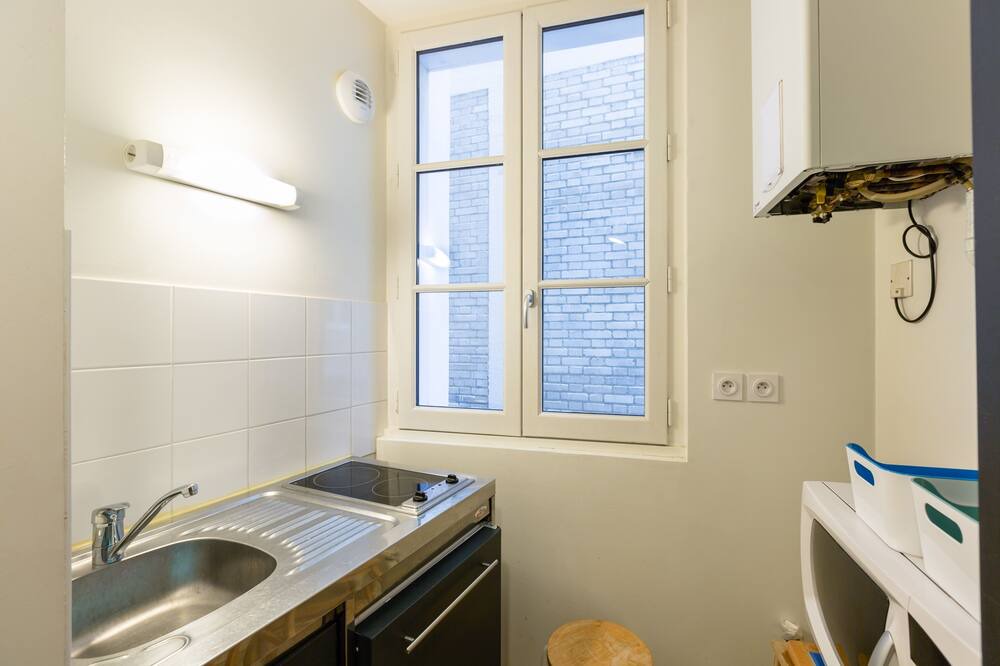 Photo of Kitchen in Centre