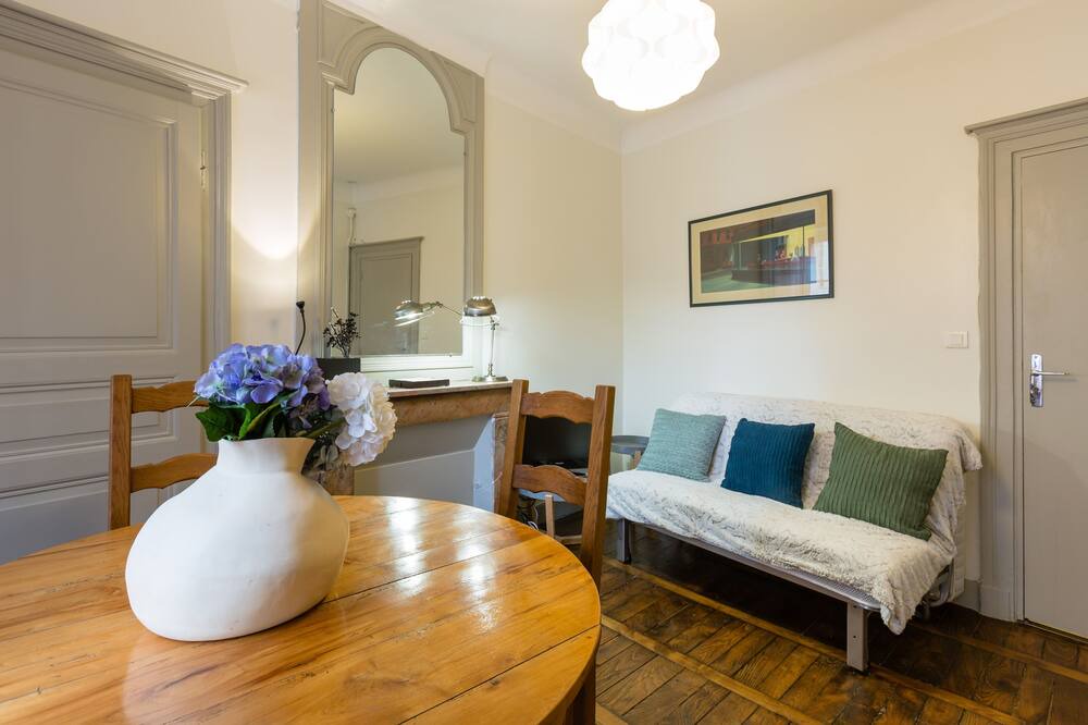 Photo of Livingroom in Centre