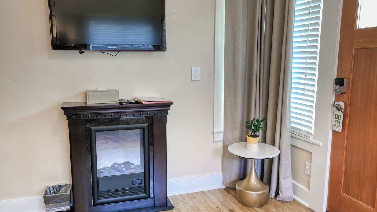 Photo of Bedroom in Ashland