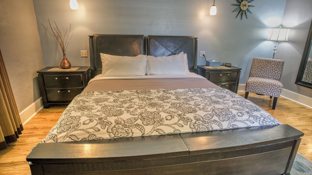 Photo of Bedroom in Ashland