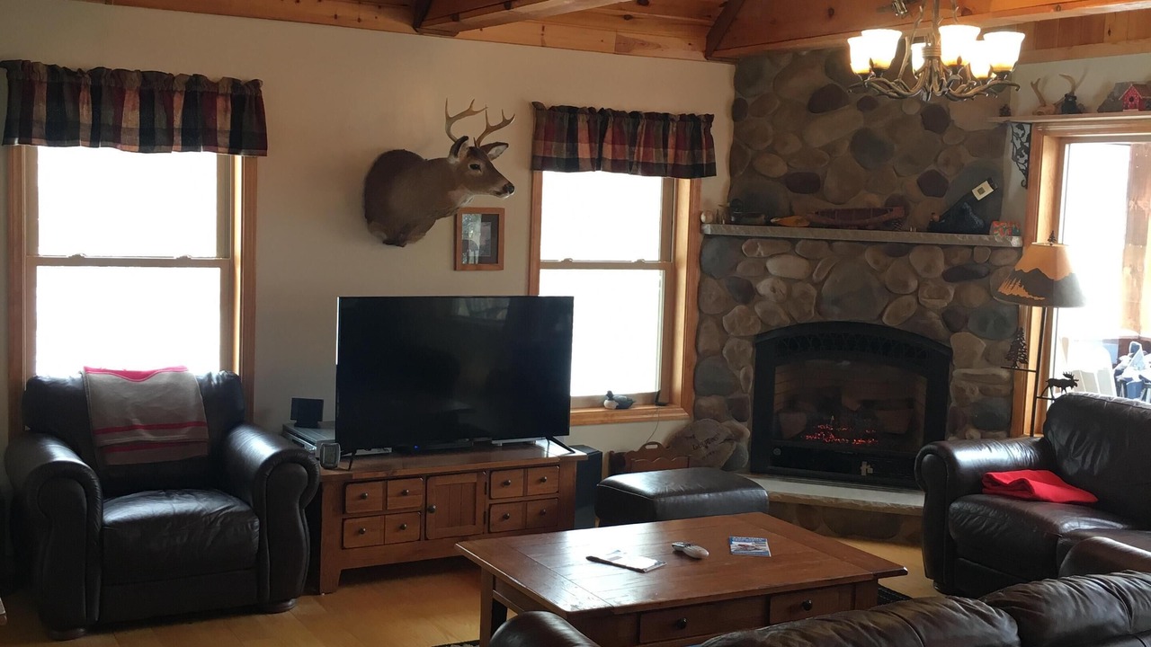 Photo of Livingroom in Croghan