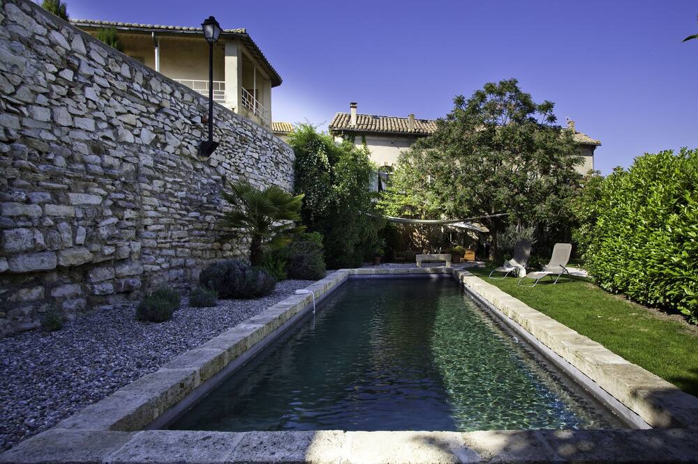 Photo of Outdoor in Saint-Laurent-des-Arbres