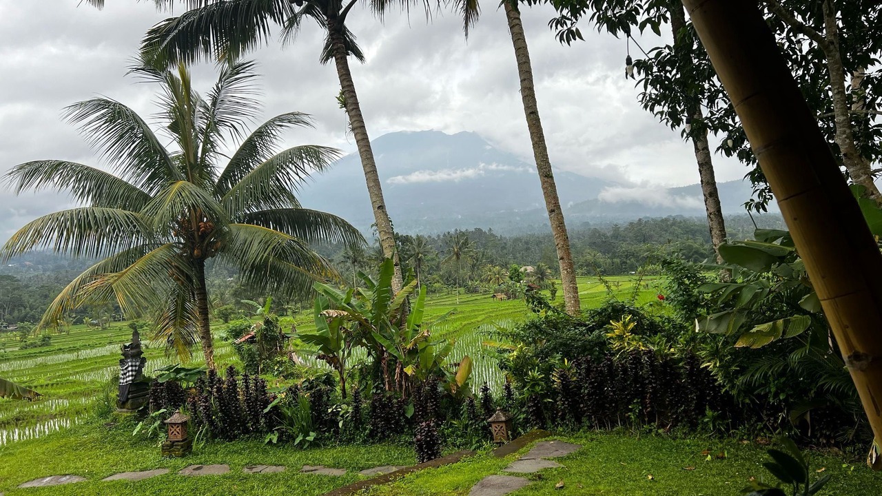 Photo of Others in Selat