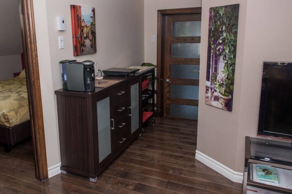 Photo of Bedroom in Jonquiere