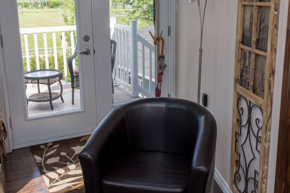 Photo of Livingroom in Jonquiere