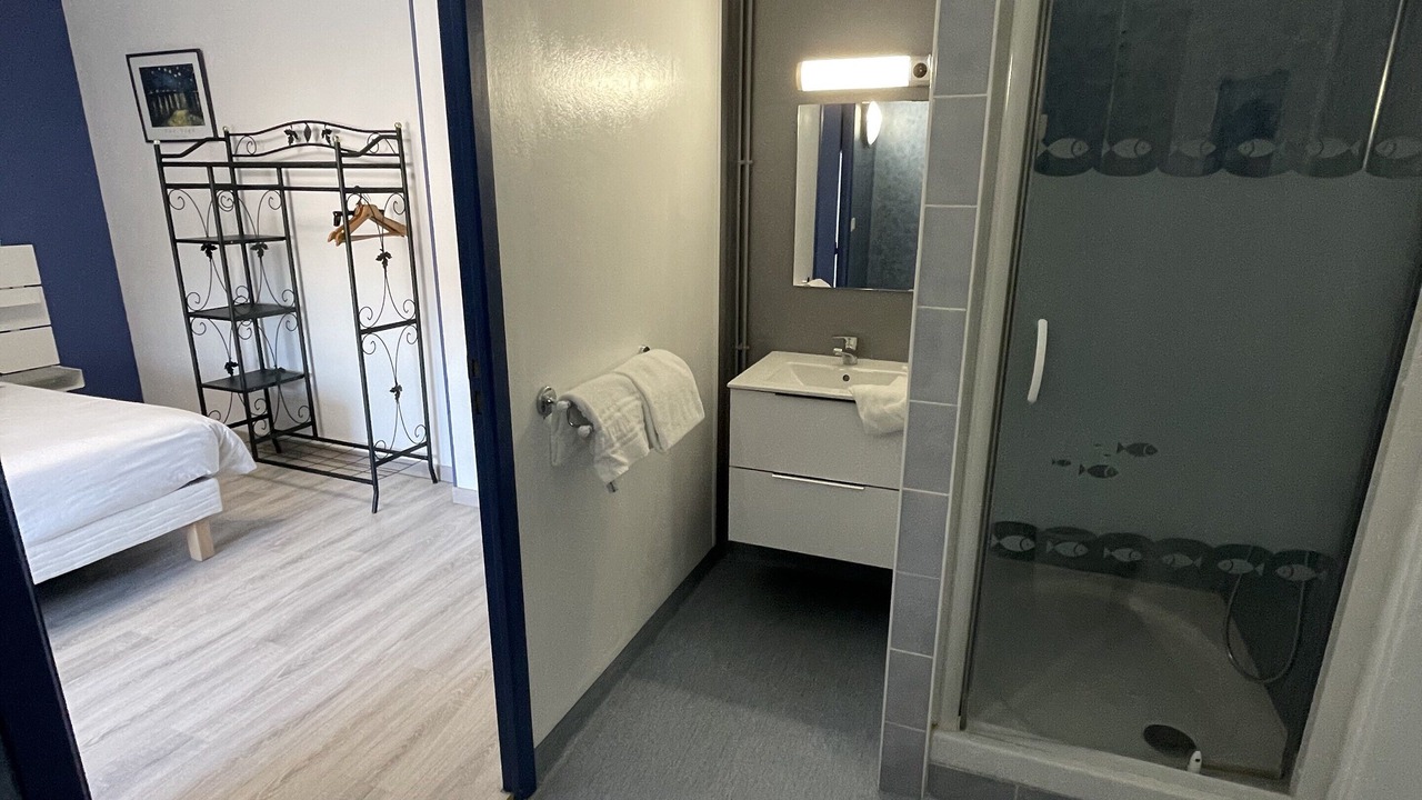 Photo of Bathroom in Pouillenay