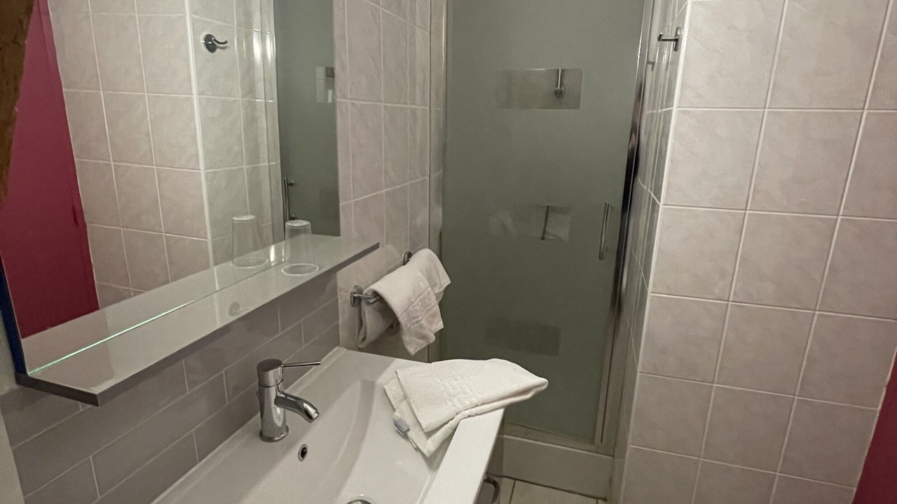 Photo of Bathroom in Pouillenay