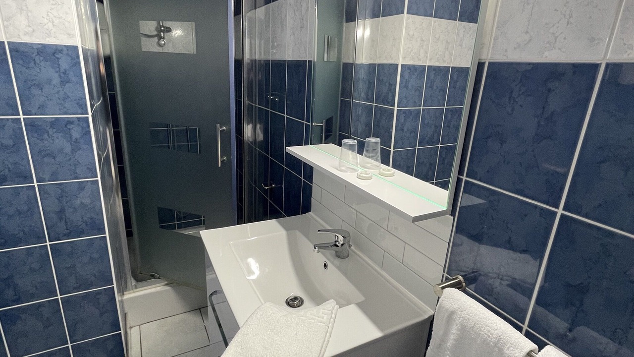 Photo of Bathroom in Pouillenay