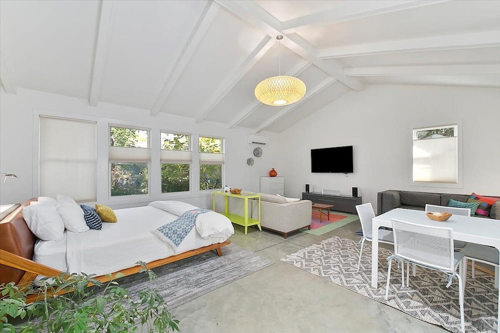 Photo of Others in East End