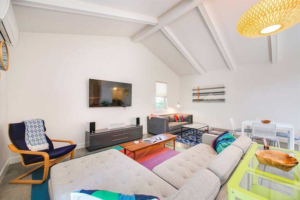 Photo of Others in East End