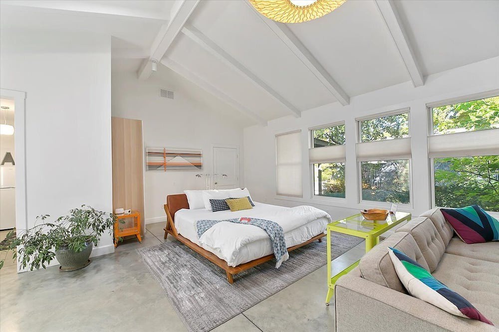 Photo of Others in East End