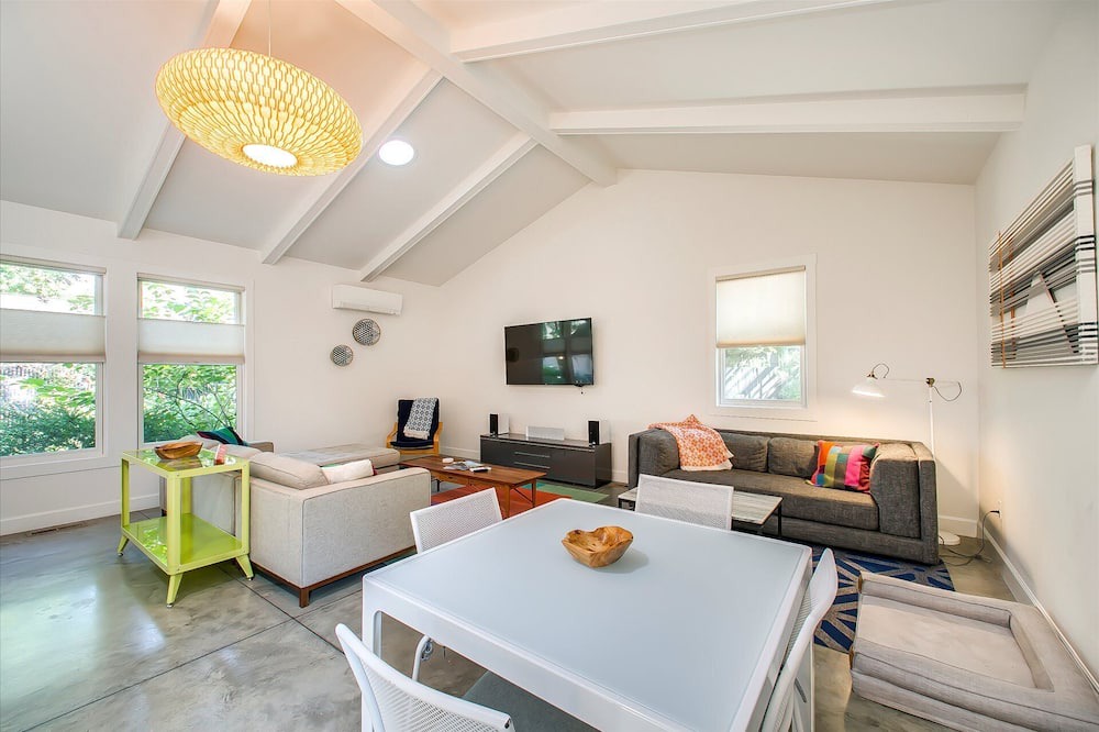 Photo of Others in East End