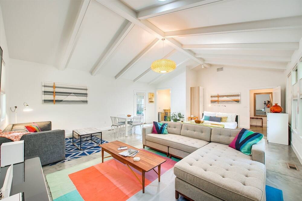 Photo of Others in East End